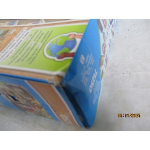 NWT Playmobil Country Farm Shop - Pretend Play & Imaginative Play Ages 6-9 - Picture 9 of 10